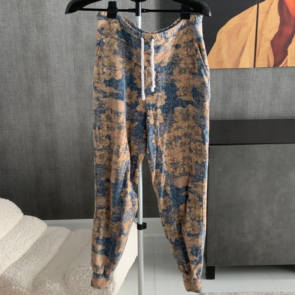 Anthropologie Floral Blue and Tan Joggers S